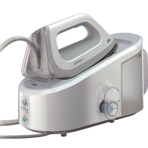 מגהץ קיטור בעל מיכל מים נשלף בראון BRAUN דגם IS3042